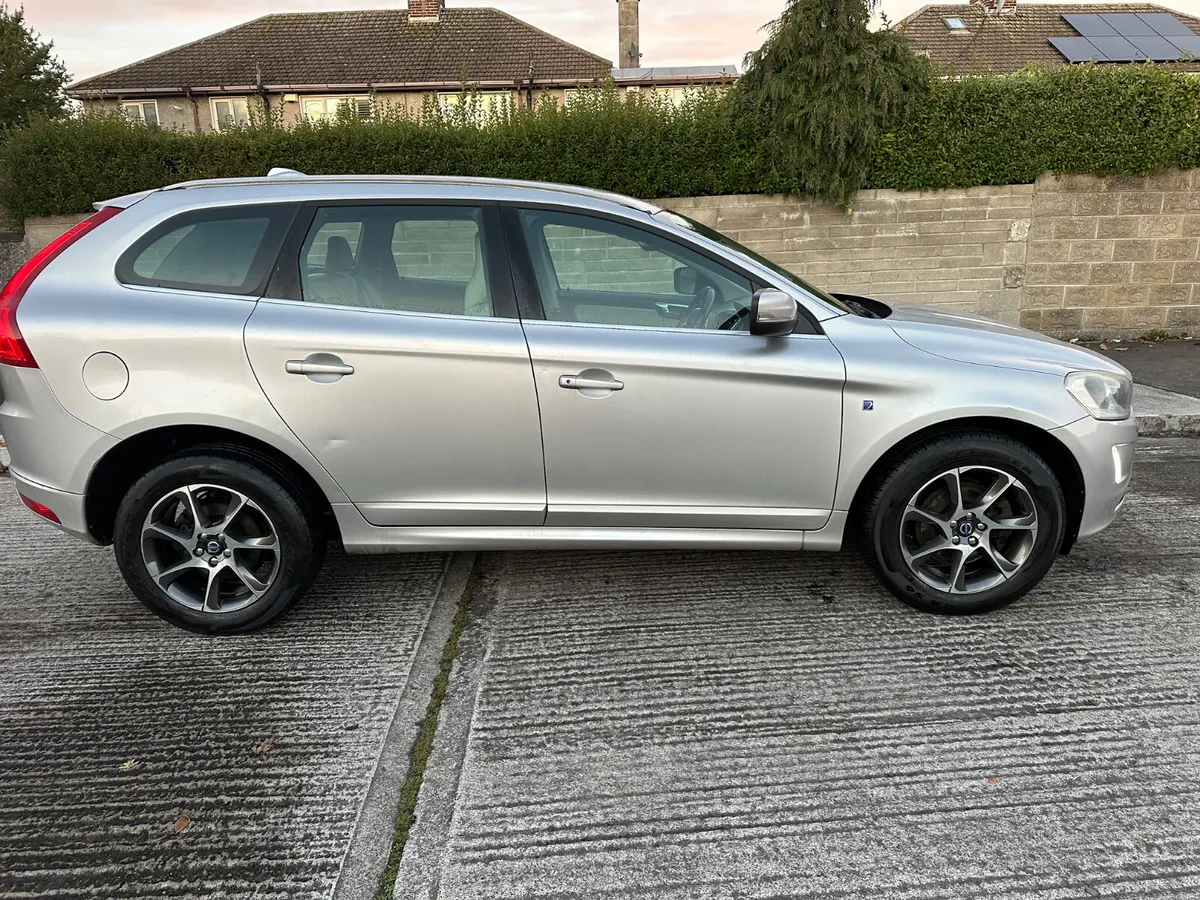 VOLVO XC60 AUTO 2015 OCEAN RACE SPEC. - Image 4