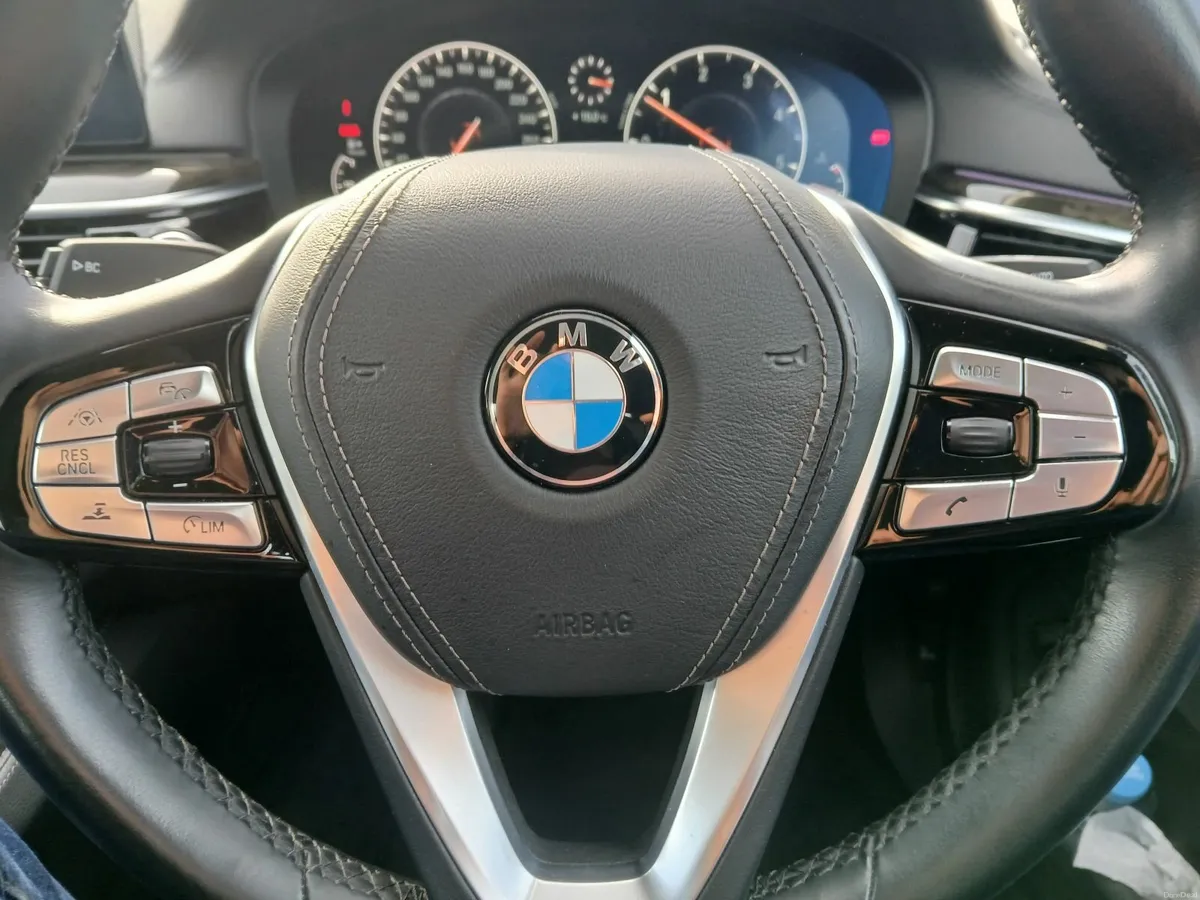 BMW 5  " LUXURY LINE"€29500 - Image 4