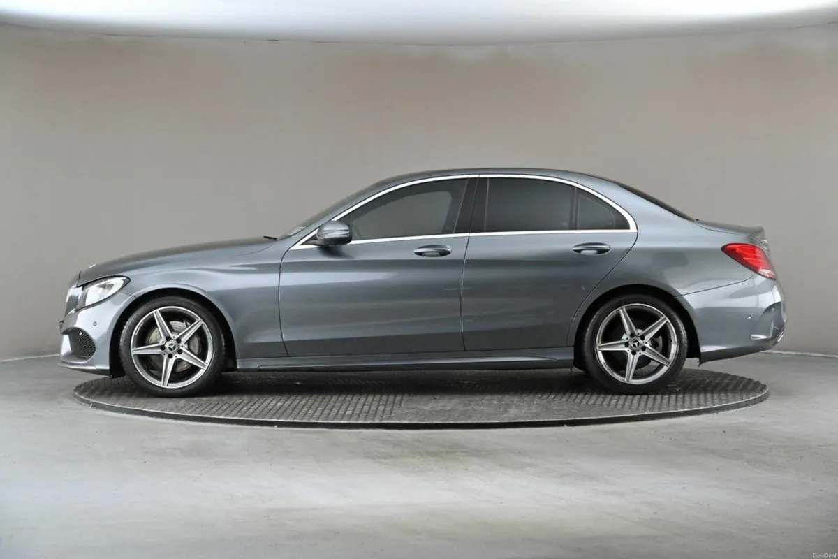 Mercedes-Benz C-Class C220d AMG Line  Full Leather - Image 5