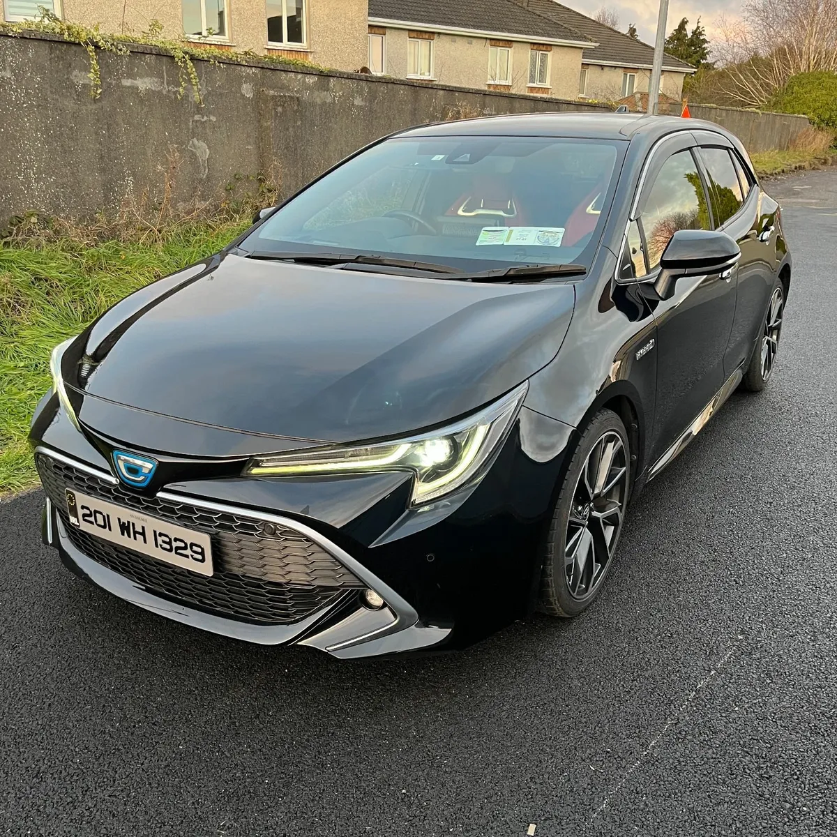 Toyota Corolla SPORT Hybrid - Image 2