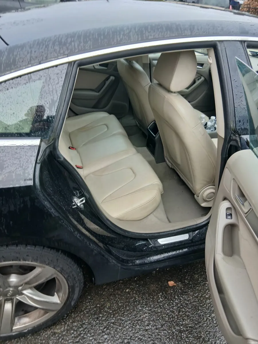 Audi A5 2011 - Image 1