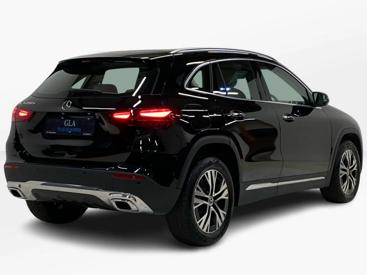 Mercedes-Benz GLA GLA 250 E PROGRESSIVE LINE + | H - Image 3