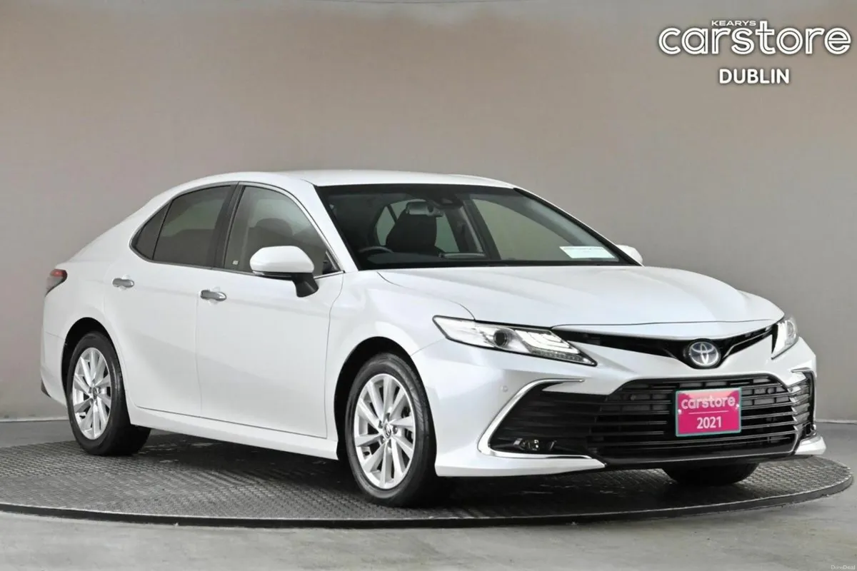 Toyota Camry 2.5 HYBRID **REVERSE CAM**PEARL PAINT - Image 1