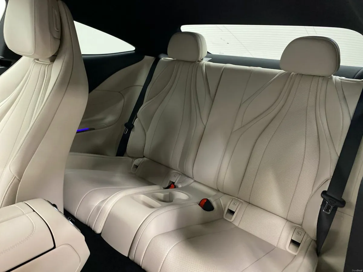 Mercedes-Benz CLE CLE 300 E COUPE EQ AMG LINE PLUS - Image 4