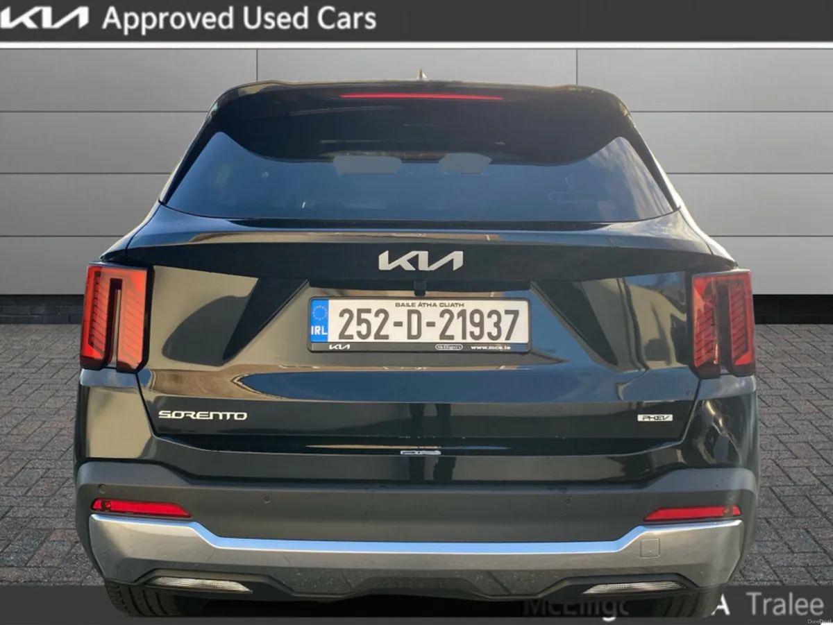 Kia Sorento PHEV PE SEM 5DR AUTO - Image 3