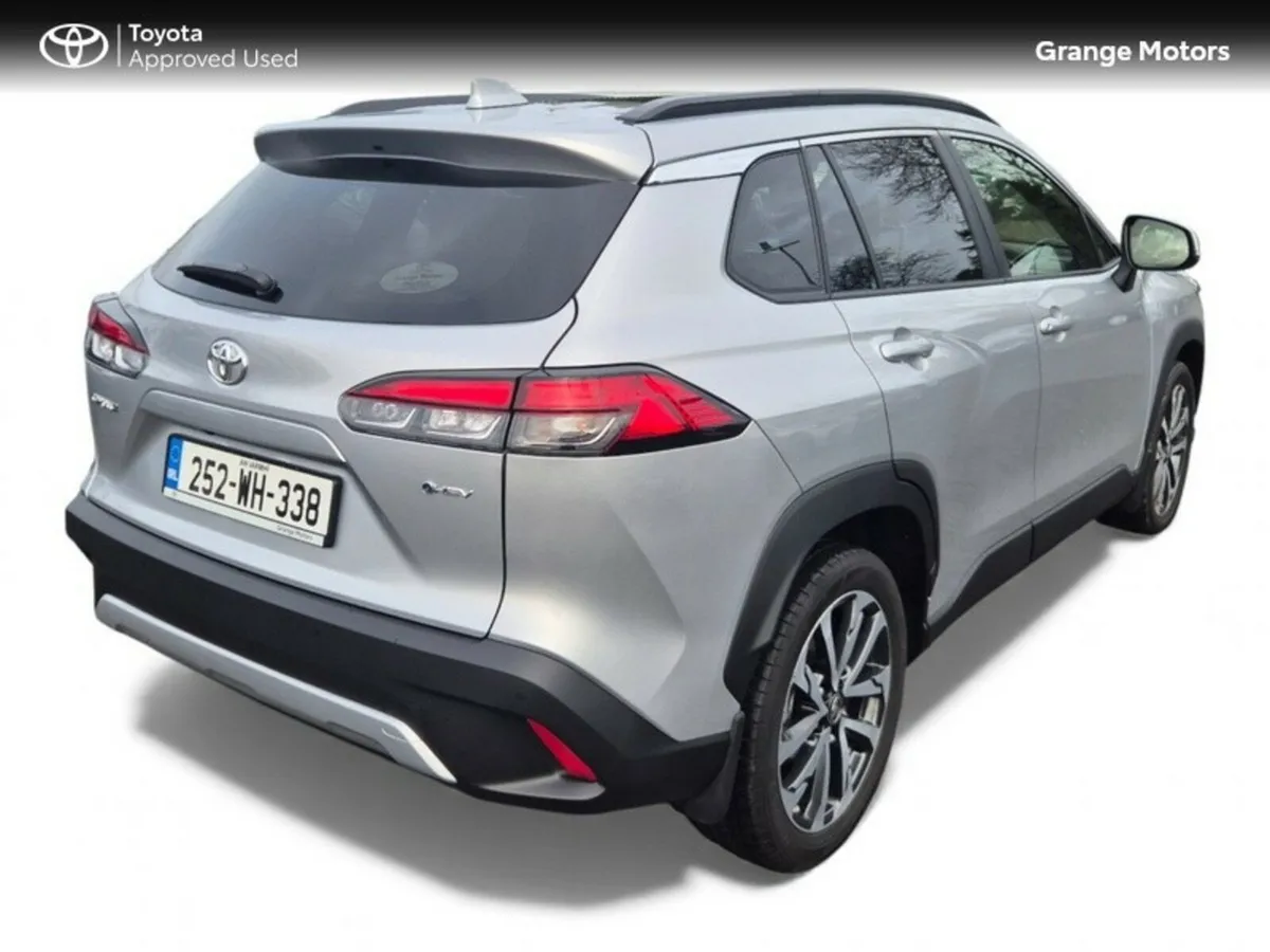 Toyota Corolla Cross 1.8 HYBRID SOL**DEMO MODEL** - Image 3