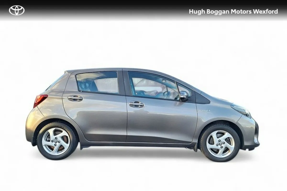 Toyota Yaris HYBRID LUXURY IRISH CAR!! - Image 3