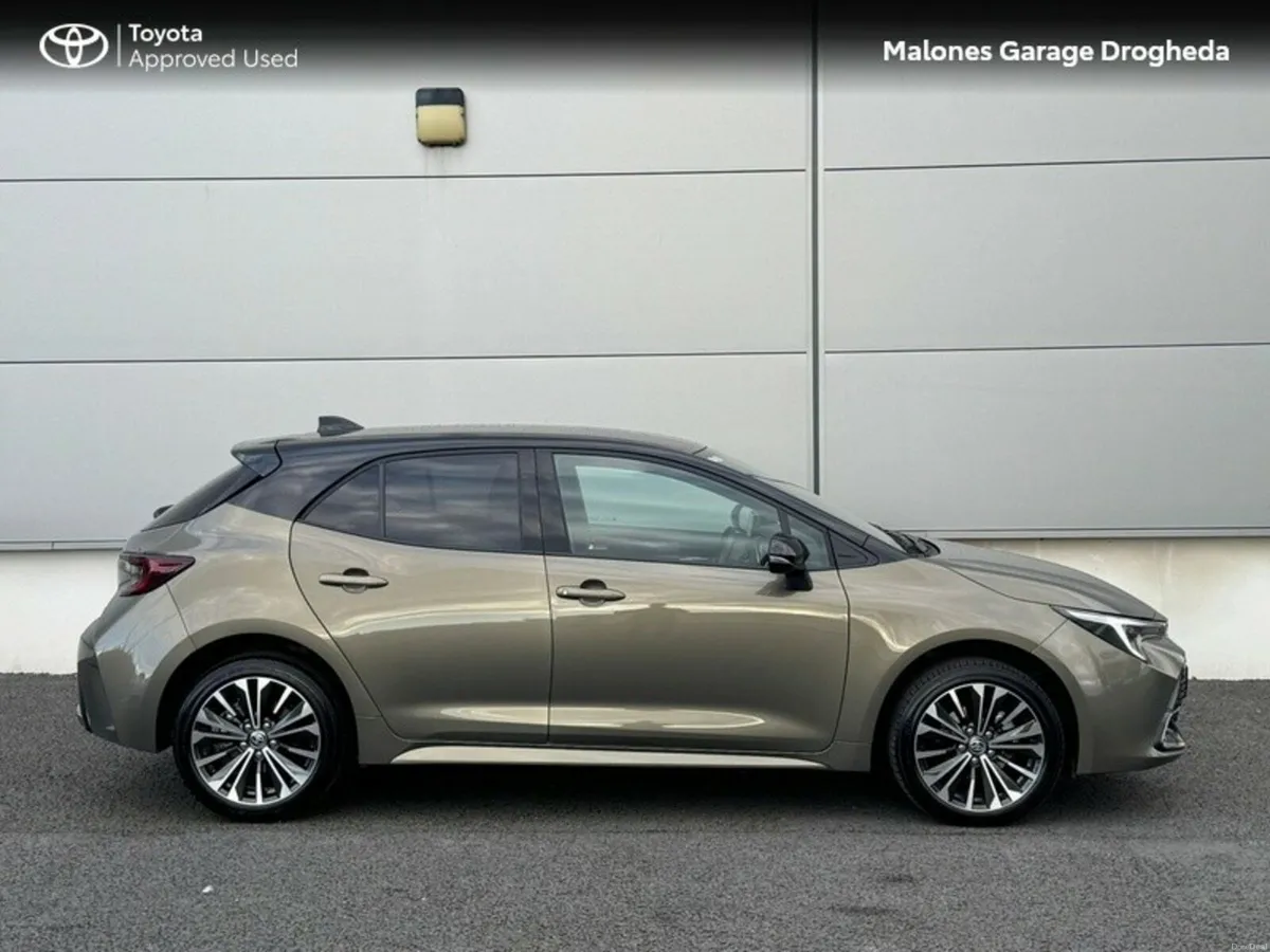 Toyota Corolla 1.8 Hybrid Luna Sport *Bi-Tone* Cal - Image 3