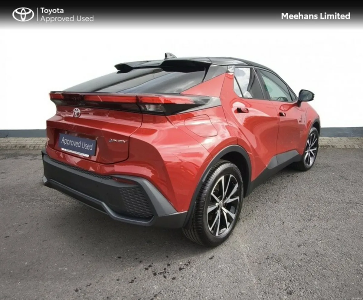 Toyota C-HR C-HR PHEV SPORT+ - Image 2
