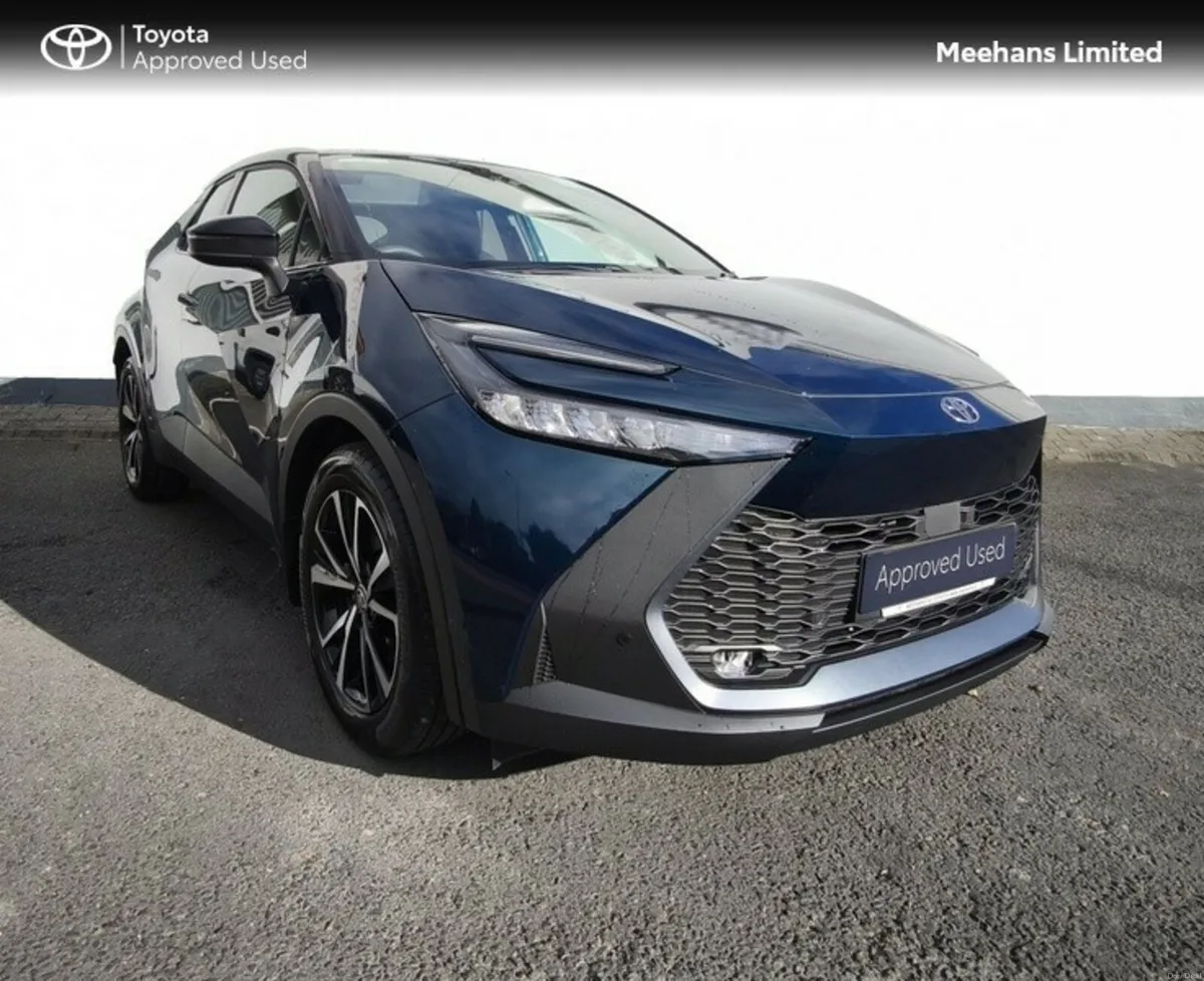 Toyota C-HR C-HR PHEV SPORT+ - Image 1