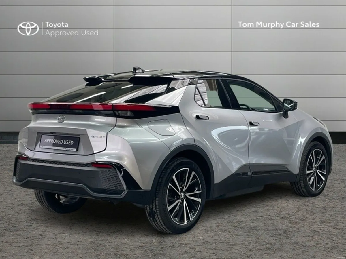 Toyota C-HR C-HR PHEV SOL - EX DEMO - Image 2