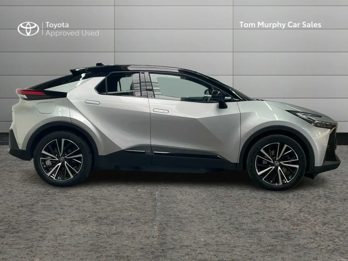 Toyota C-HR C-HR PHEV SOL - EX DEMO - Image 3