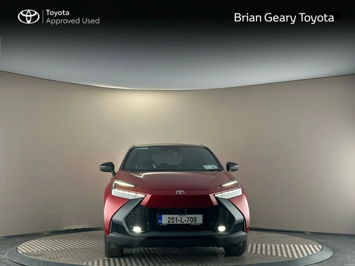 Toyota C-HR Plug In Hybrid SOL *Top of the Range* - Image 5