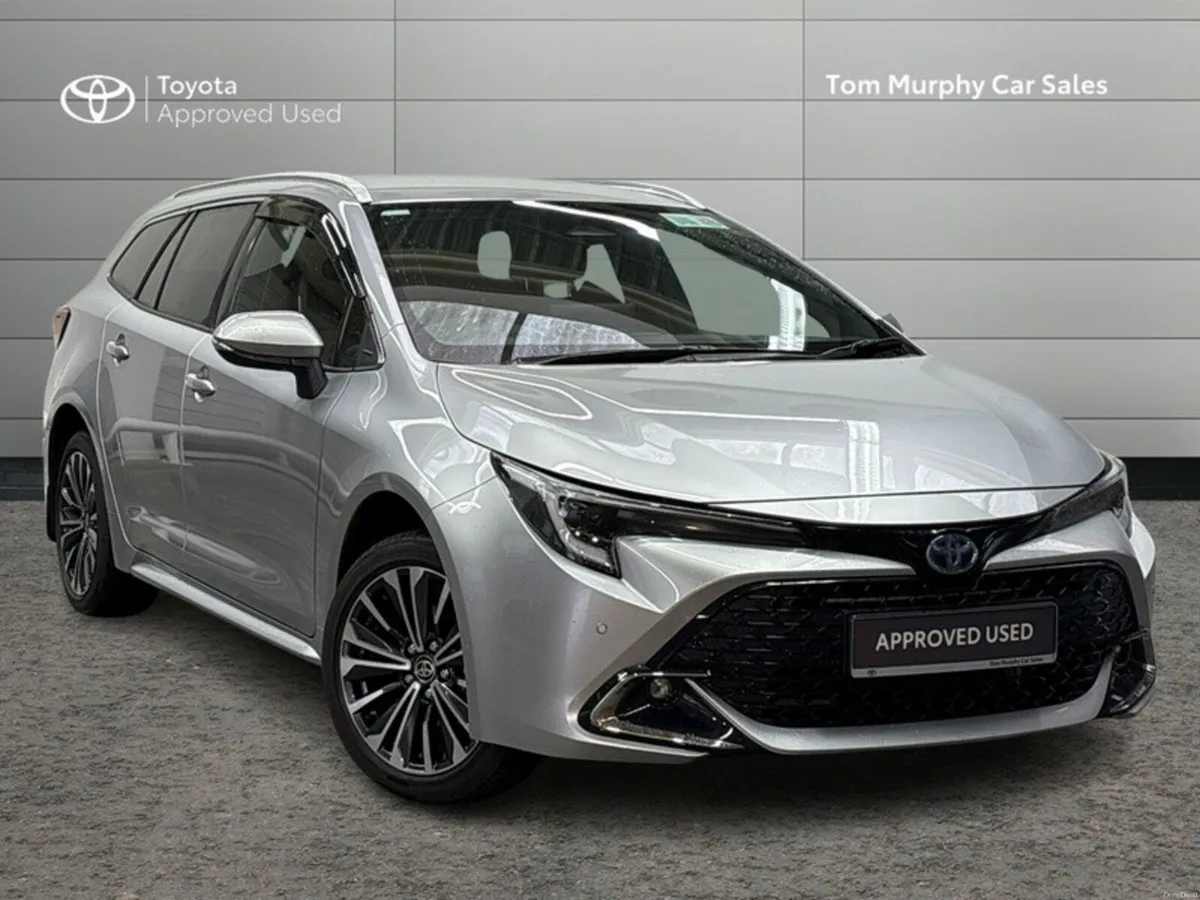 Toyota Corolla COROLLA HYB SOL T/S - Image 1