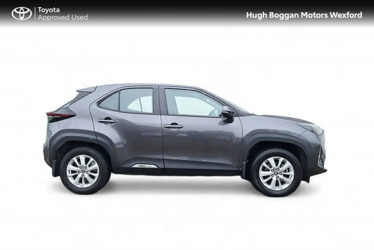 Toyota Yaris Cross LUNA HYBRID!! - Image 2