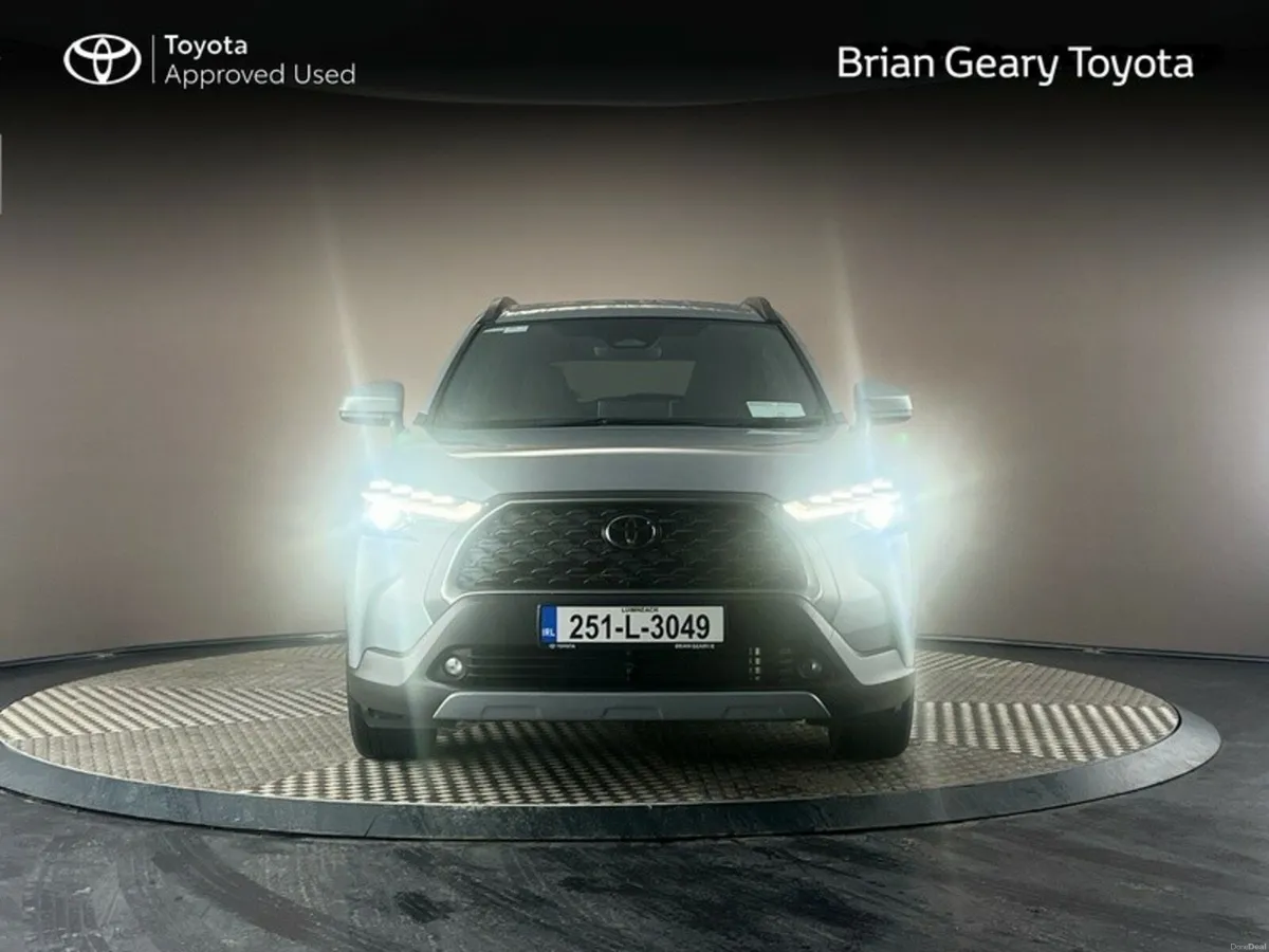 Toyota Corolla Cross HYBRID SPORT - Image 5