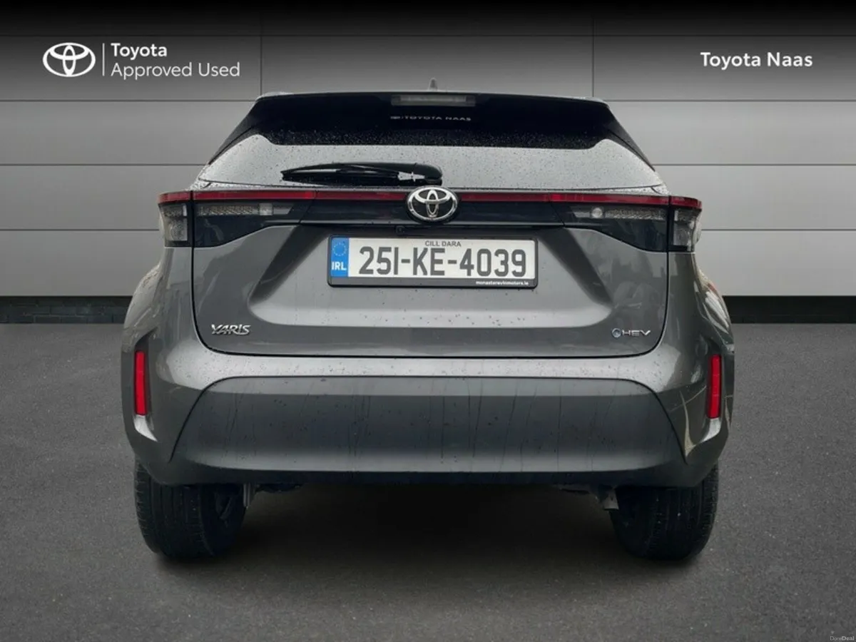 Toyota Yaris Cross *WAS €34,888 NOW €33,444*YARIS - Image 4