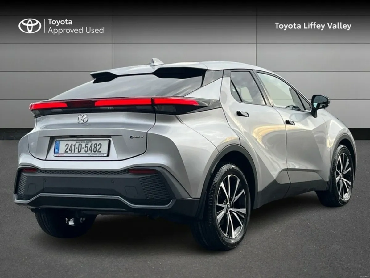 Toyota C-HR Hybrid Sport - Image 2