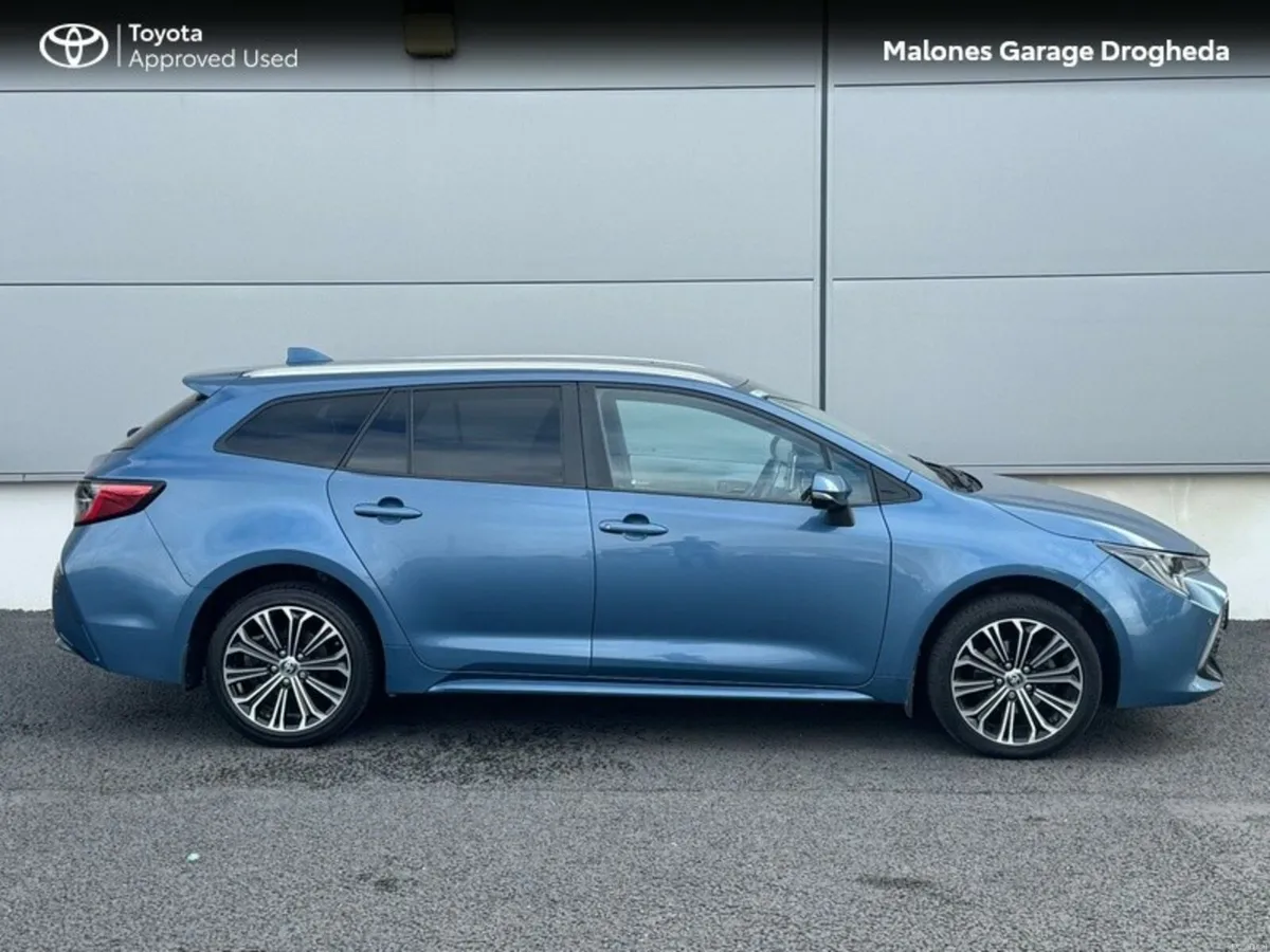 Toyota Corolla 1.8 Hybrid Sol Touring Sport Call N - Image 3