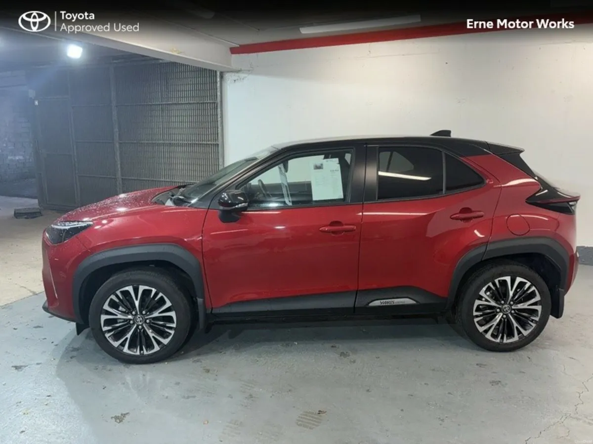 Toyota Yaris Cross Yaris Cross Sol Hybrid - Image 2