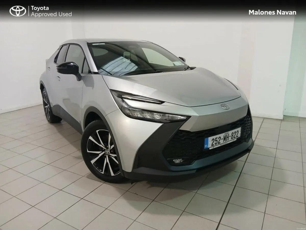 Toyota C-HR C-HR PHEV SPORT - Image 1