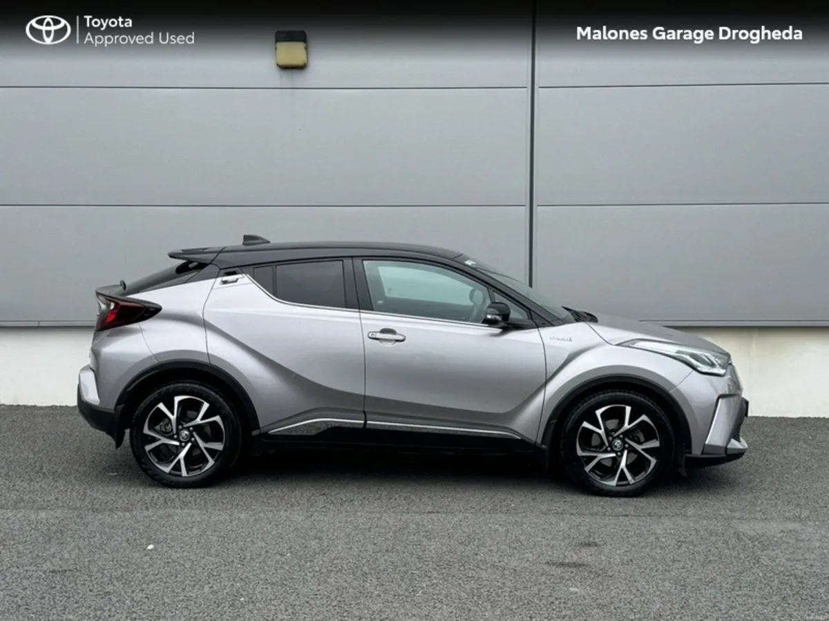 Toyota C-HR 1.8 Hybrid Sport Bi Tone Call Now : 04 - Image 3