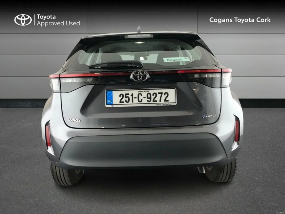 Toyota Yaris Cross YARIS CROSS LUNA - Image 4