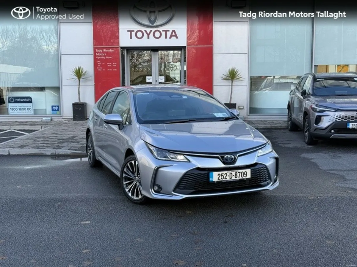 Toyota Corolla SALOON LUNA SPORT*** DEMO SALE *** - Image 1