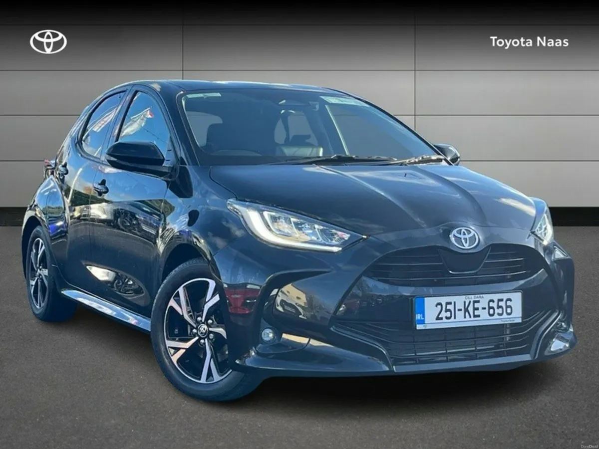 Toyota Yaris YARIS HYBRID LUNA SPORT - Image 1