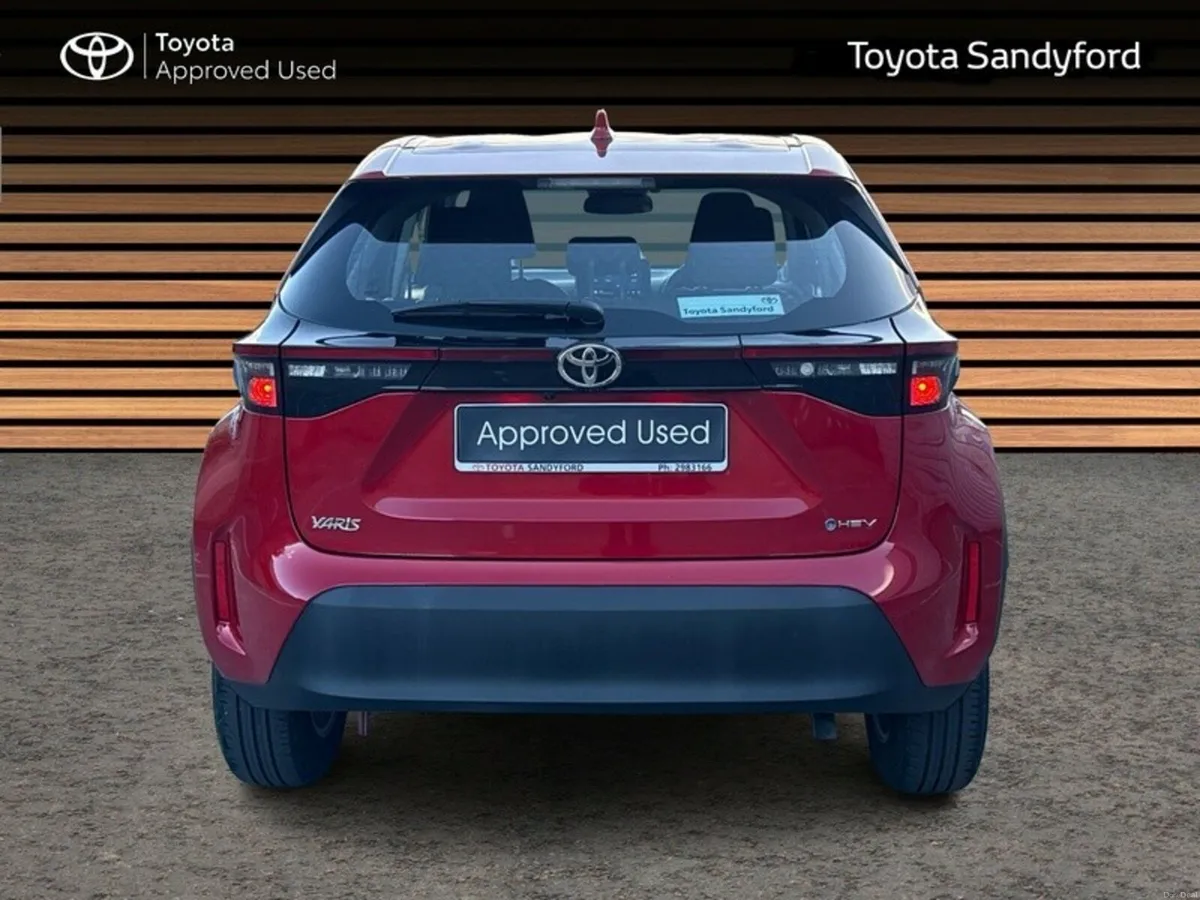 Toyota Yaris Cross LUNA HYBRID AUTOMATIC // REAR C - Image 4