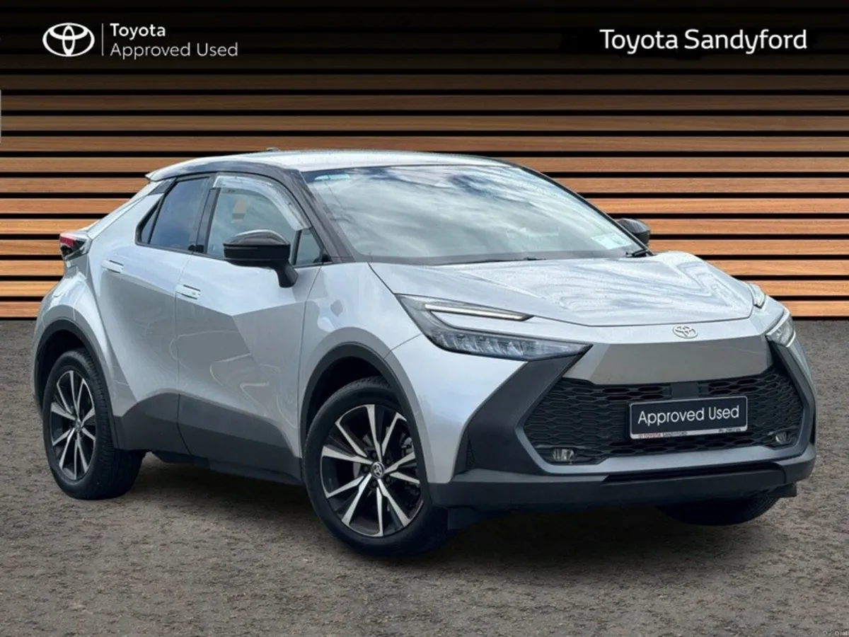 Toyota C-HR 2.0 SPORT + PHEV HYBRID // PANORAMIC R - Image 1