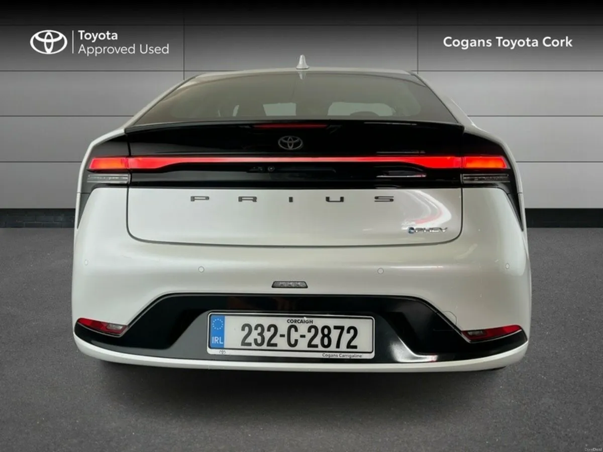 Toyota Prius PRIUS PLUG-IN HYBRID - Image 4