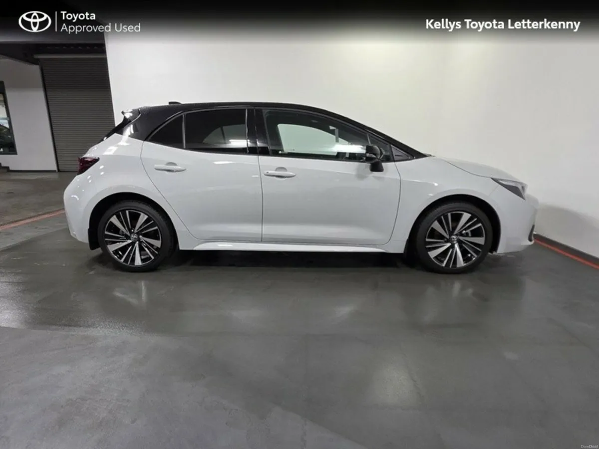 Toyota Corolla COROLLA H/B LUNA SPORT#220 - Image 3