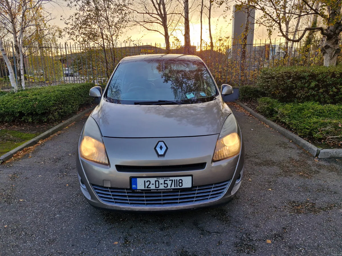 Renault Scenic 2012 - Image 2