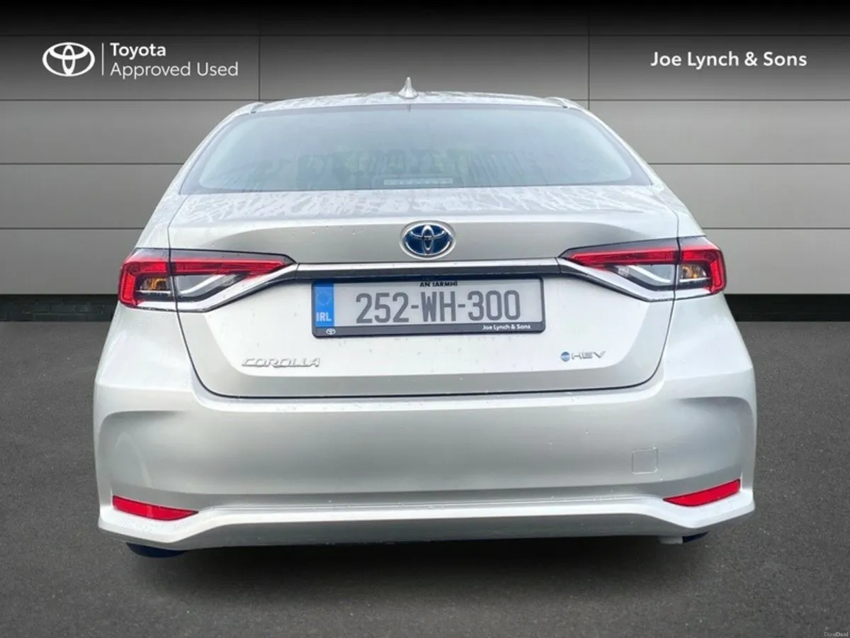 Toyota Corolla COROLLA SALOON LUNA - Image 4