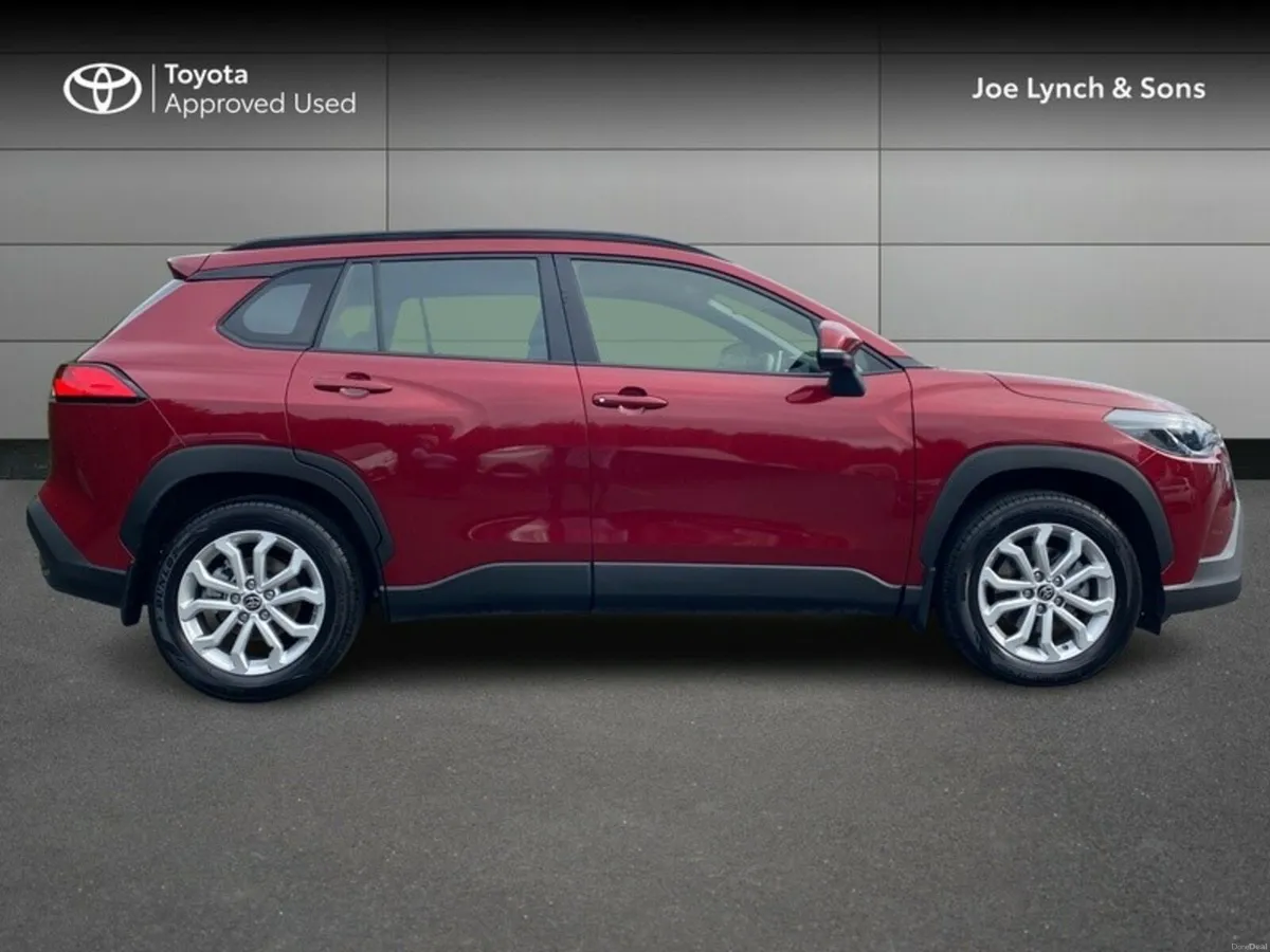 Toyota Corolla Cross COROLLA CROSS 1.8 LUNA - Image 3