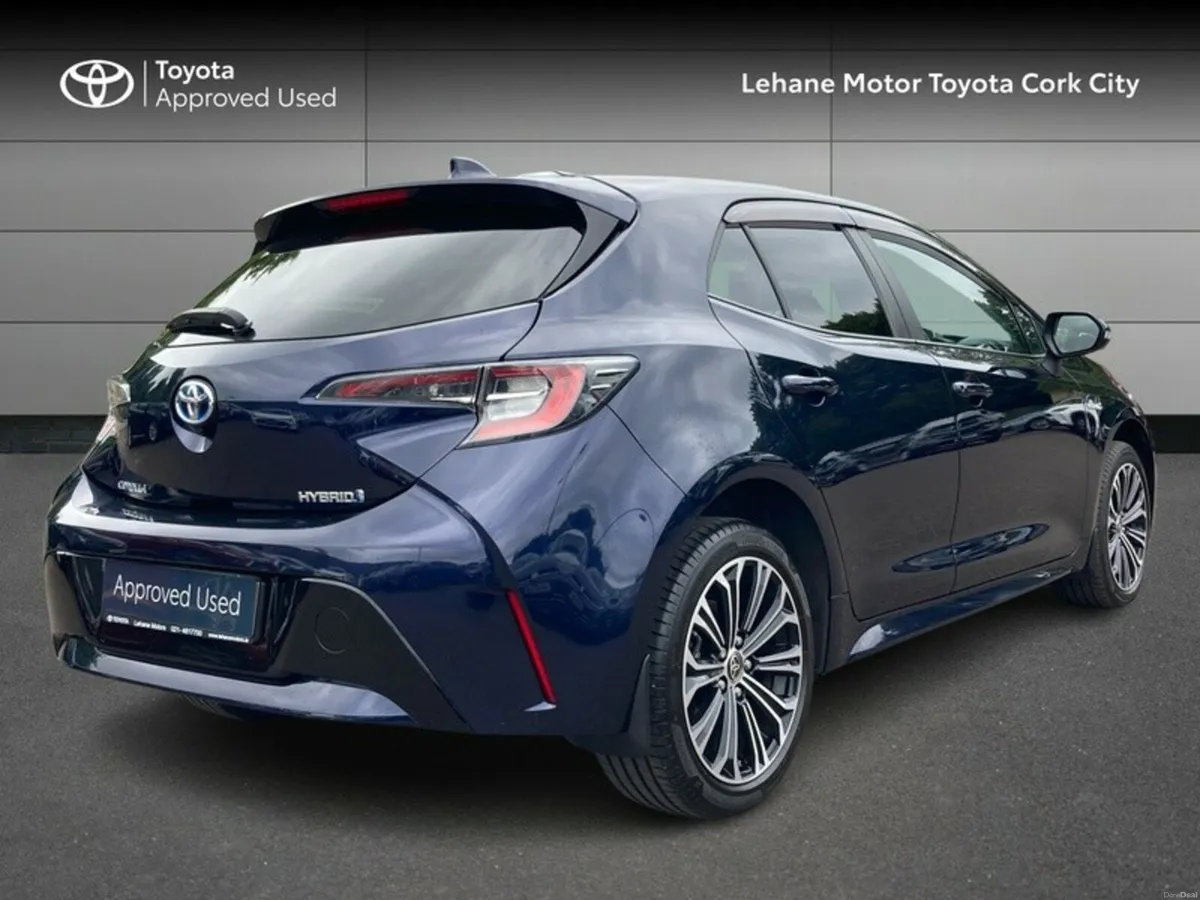 Toyota Corolla HYBRID SOL H/B 4DR AUTO - Image 2