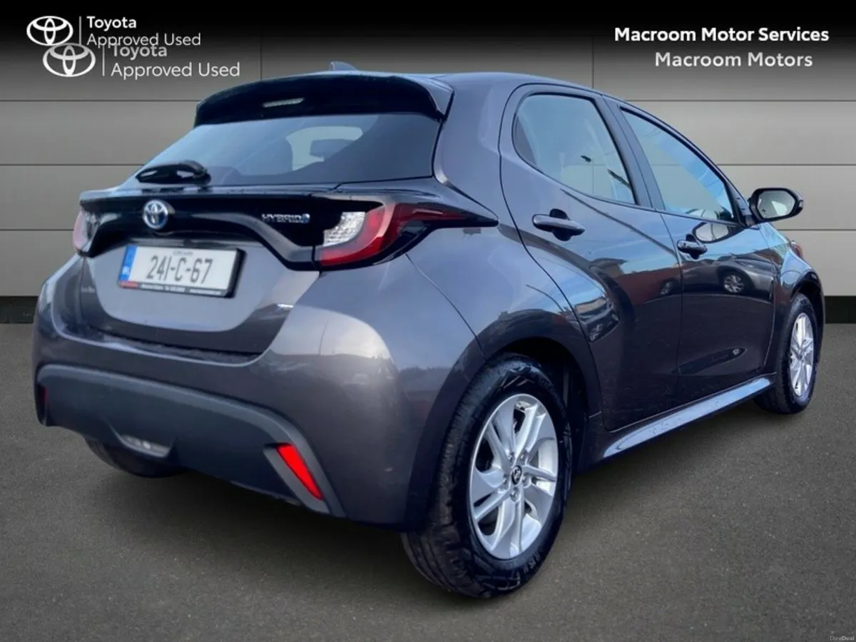 Toyota Yaris FRESH SELECTION OF TRADE-INS YARIS CR - Image 2