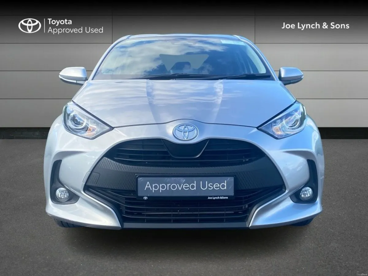 Toyota Yaris Yaris Hybrid 115 Luna - Image 5