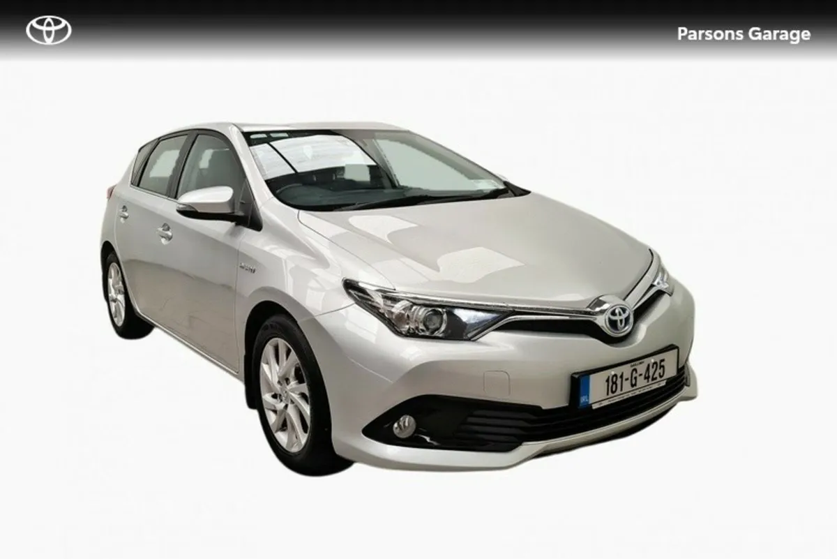 Toyota Auris AURIS HYBRID LUNA 5DR - Image 1