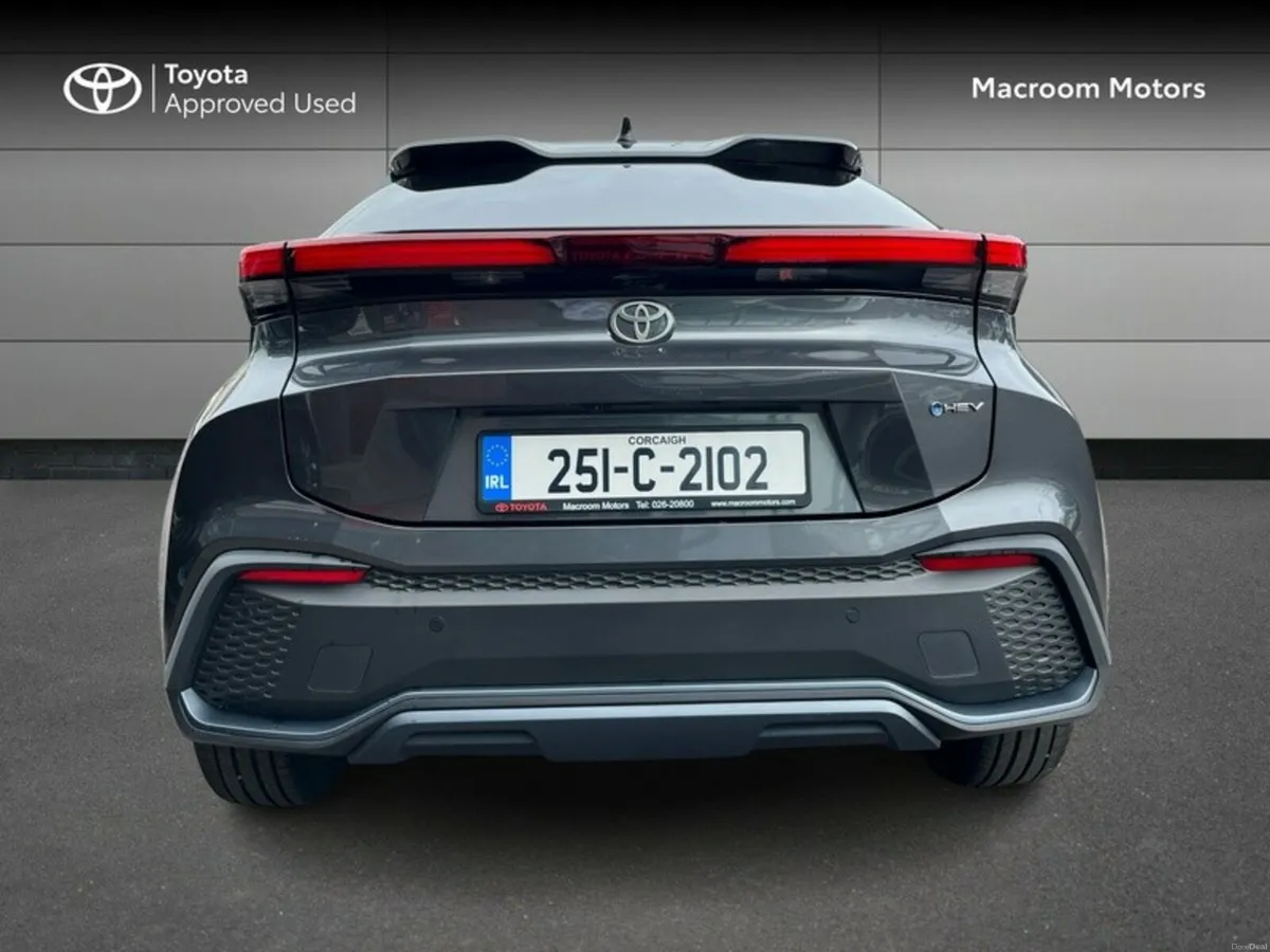 Toyota C-HR FRESH SELECTION OF TRADE-INS C-HR SPOR - Image 4