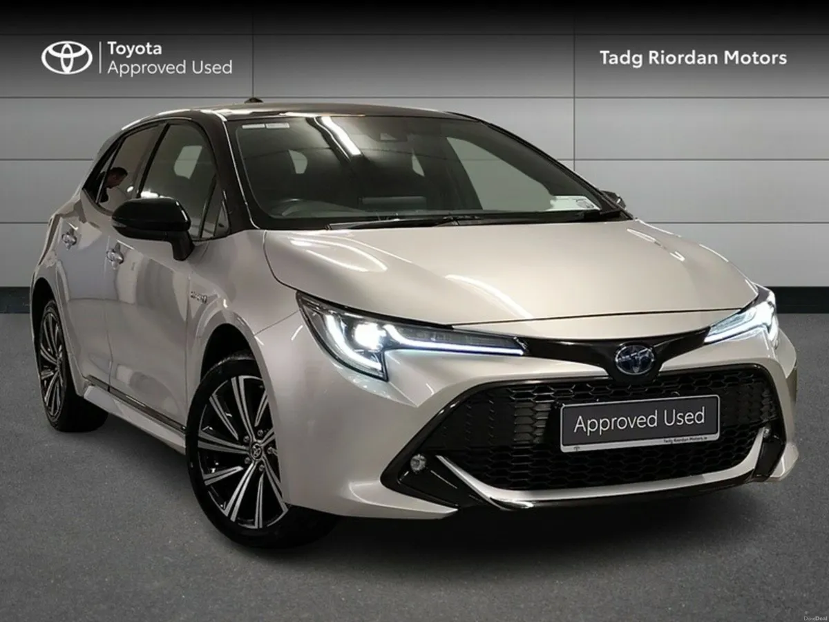 Toyota Corolla HYBRID L/SPORT HB - Image 1