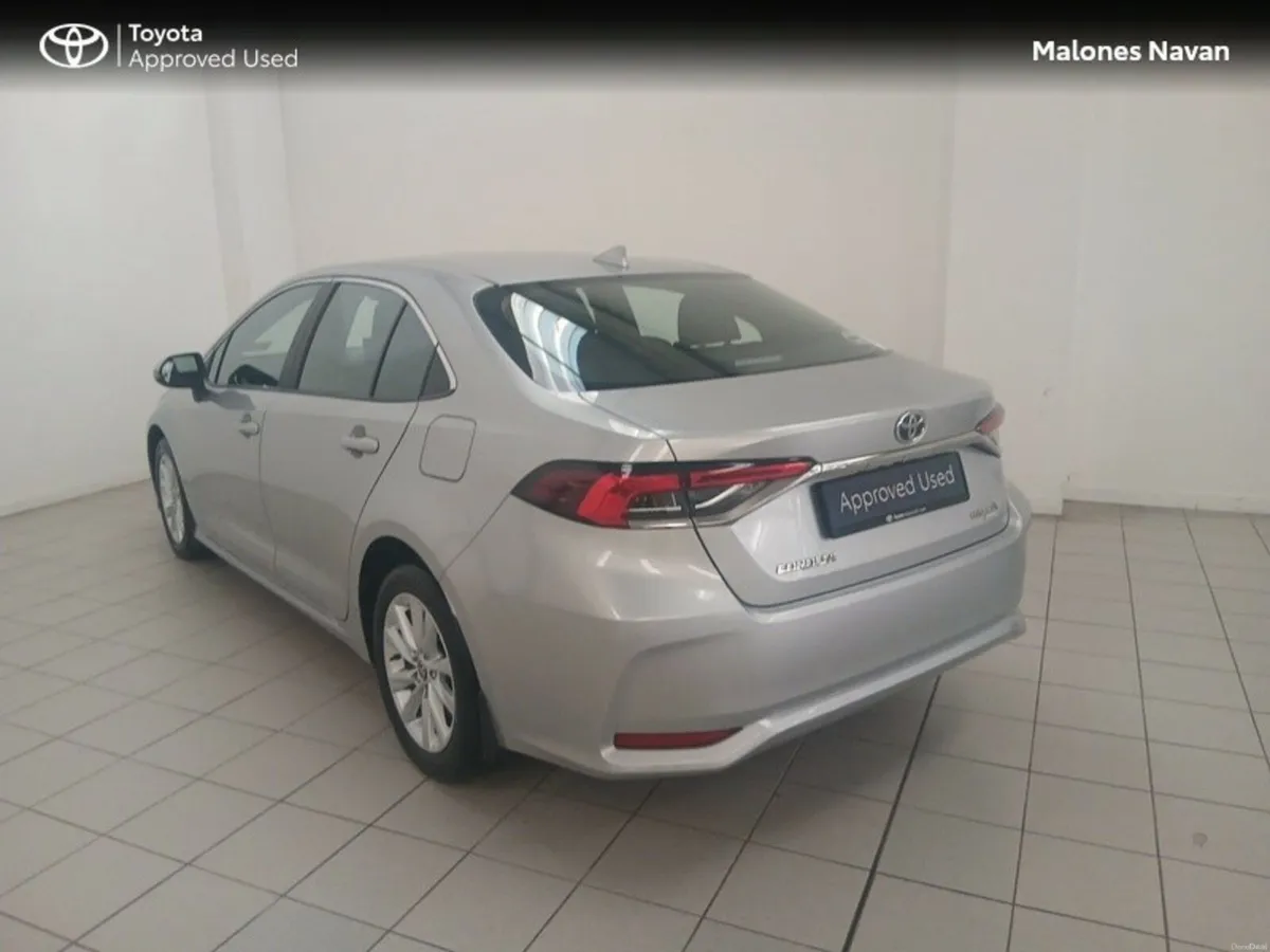 Toyota Corolla LUNA SALOON 4DR AUTO - Image 2
