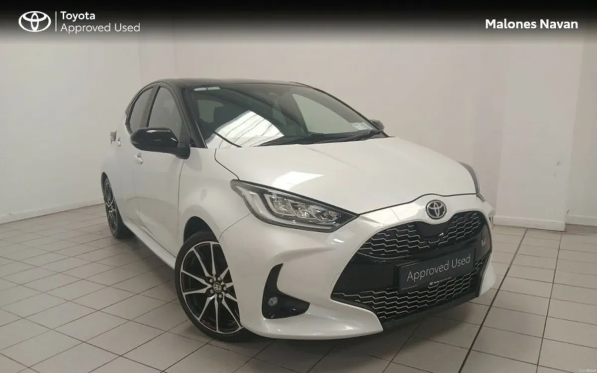 Toyota Yaris YARIS HYBRID GR SPORT - Image 1