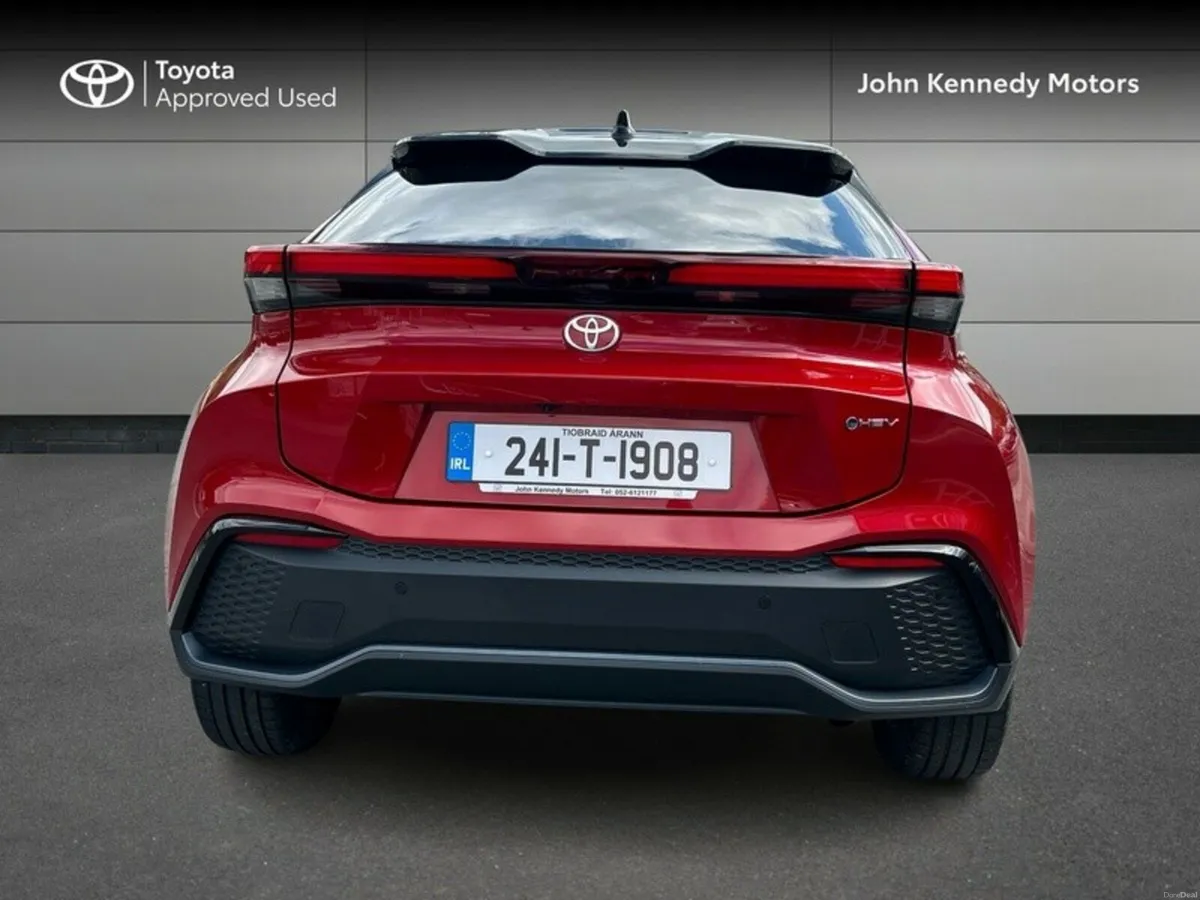 Toyota C-HR HYBRID SOL - Image 4