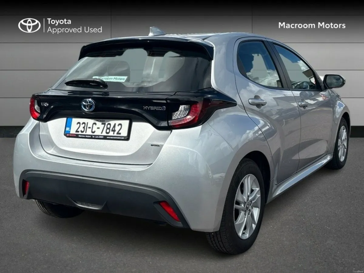 Toyota Yaris FRESH SELECTION OF TRADE-INS YARIS LU - Image 2