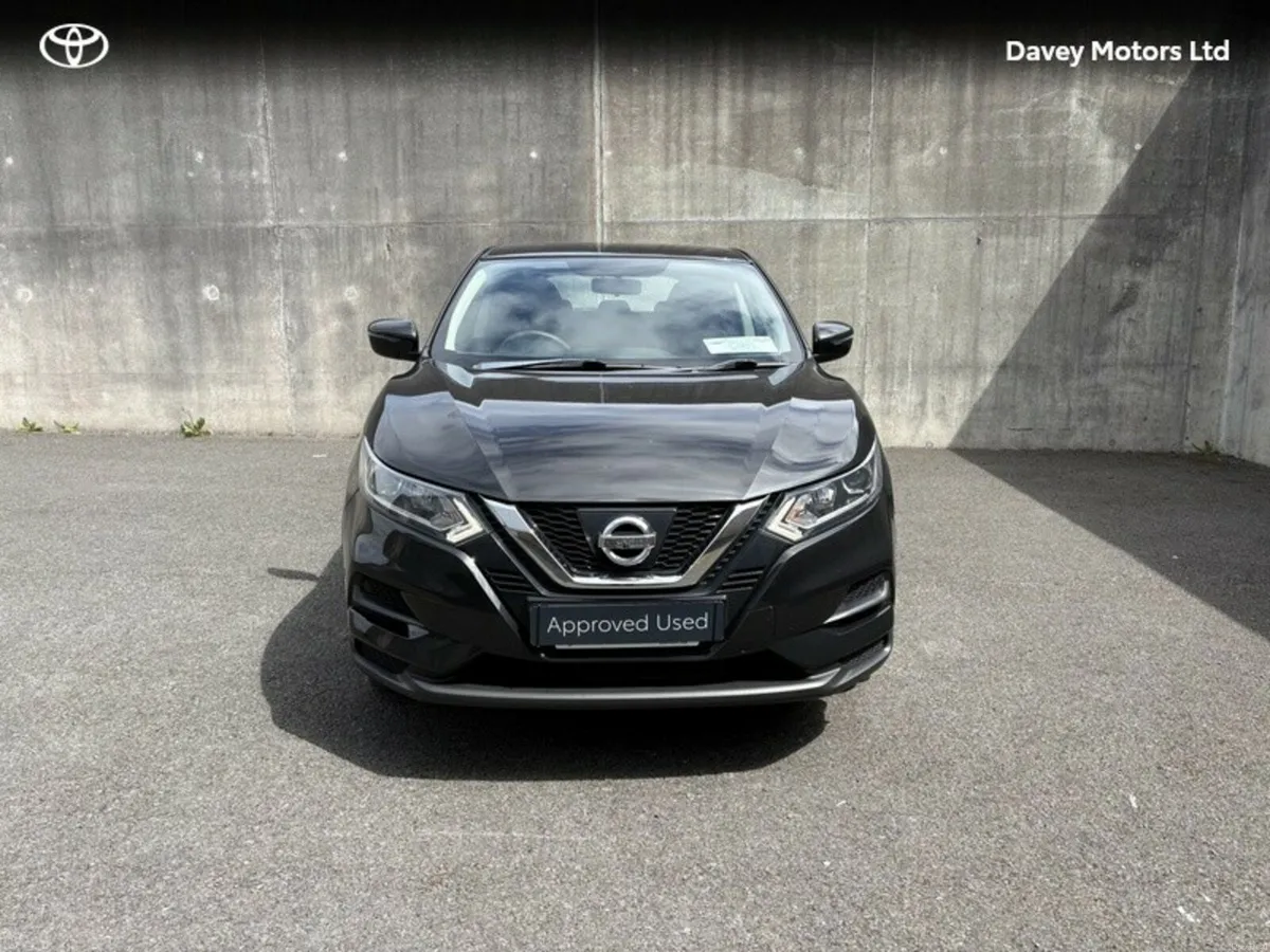 Nissan Qashqai 1.2 XE 18 4DR - Image 4