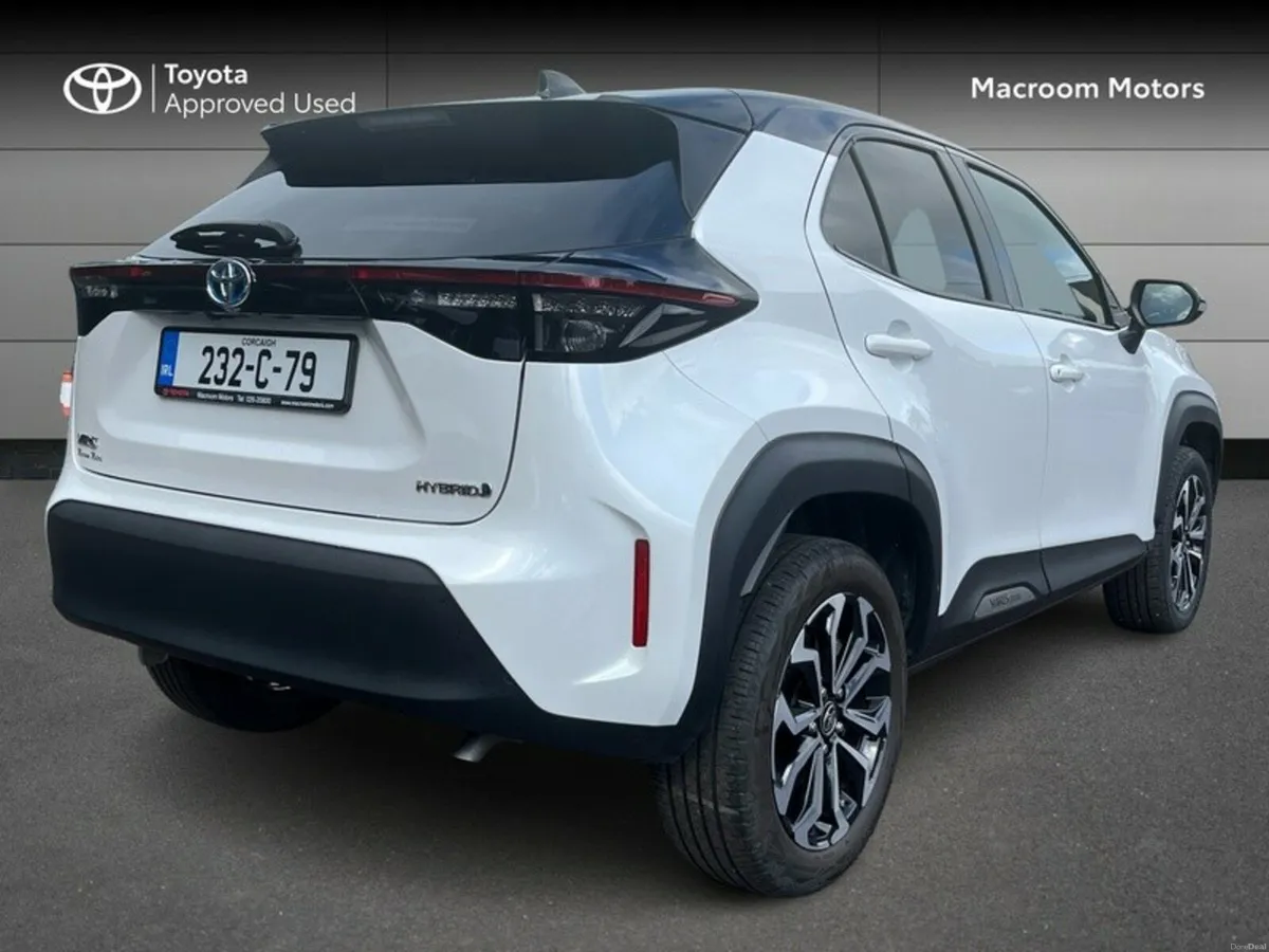 Toyota Yaris Cross FRESH SELECTION OF TRADE-INS YA - Image 2