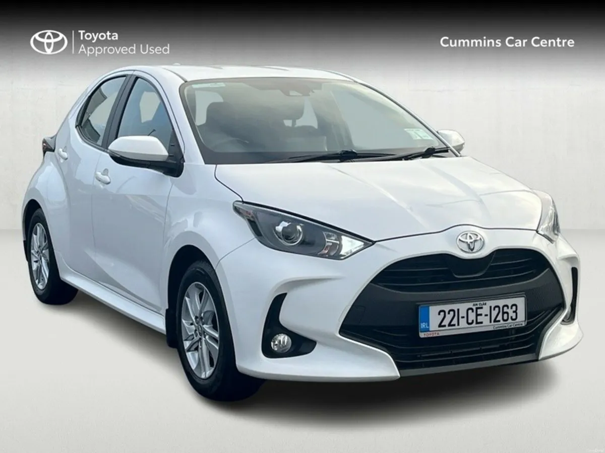 Toyota Yaris YARIS 1.0 LUNA 5 Door - Image 1