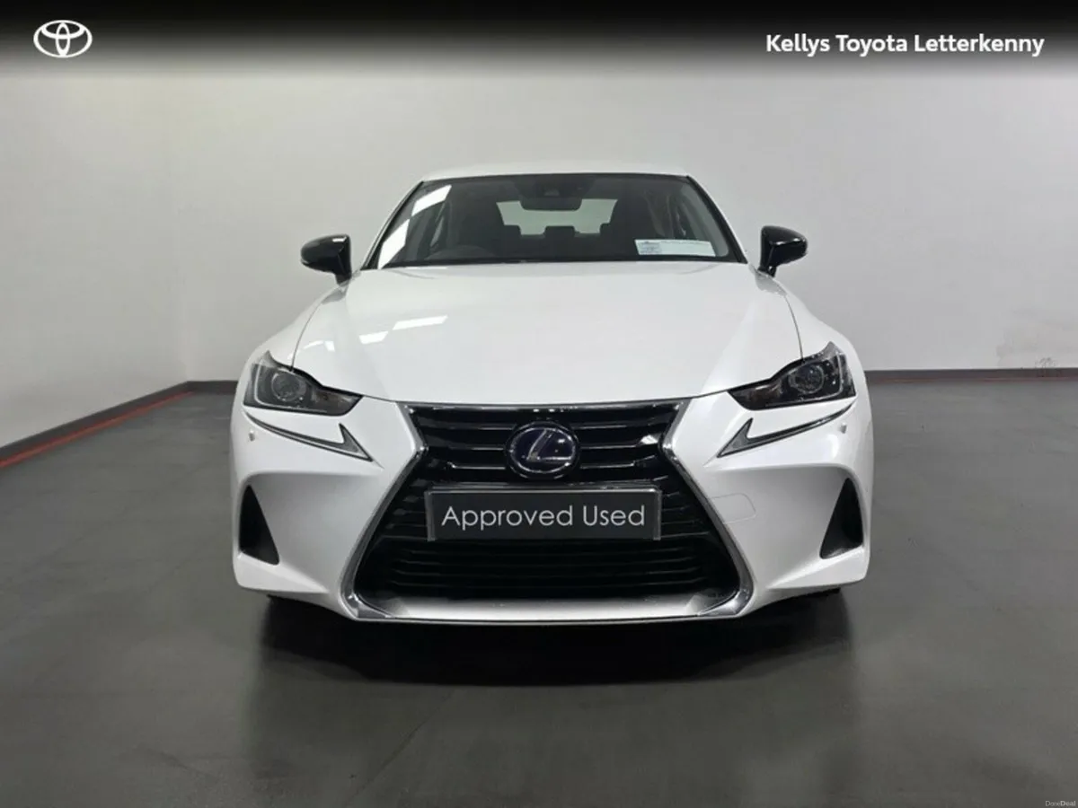 Lexus IS 300H SPORT E6 4 DOHC #144 - Image 4